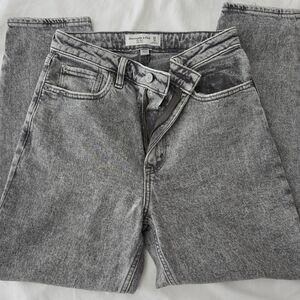 Abercrombie High Rise Curve Love Jeans Size 25 short